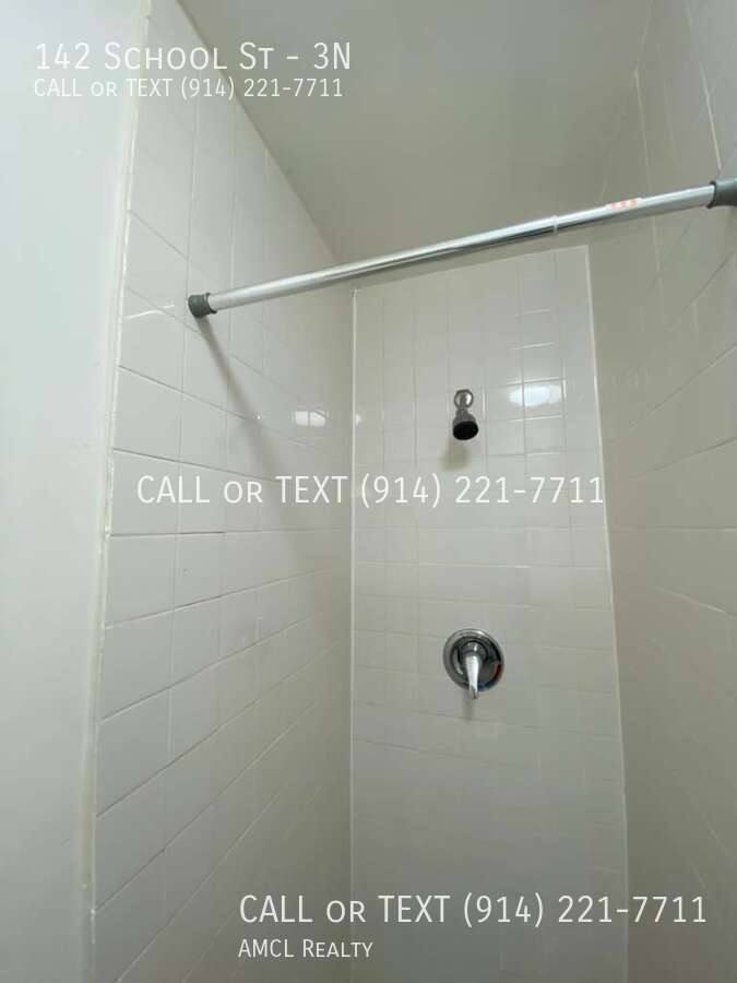 Apartment for rent at 142 School St #3N, Yonkers, NY 10701