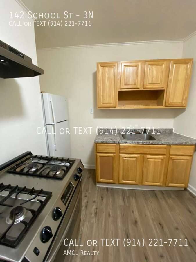 Apartment for rent at 142 School St #3N, Yonkers, NY 10701