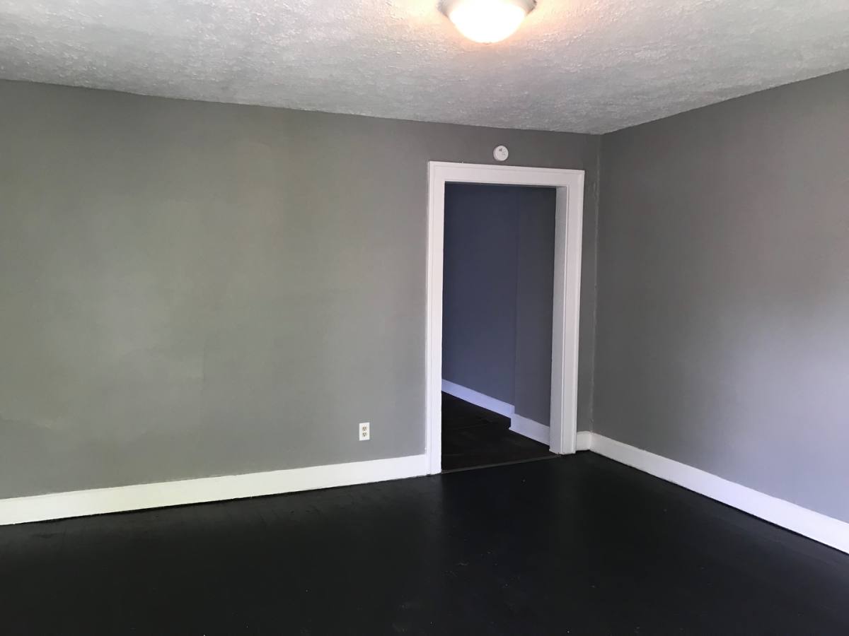 Apartment for rent at 910-12 Ewing, Indianapolis, IN 46201