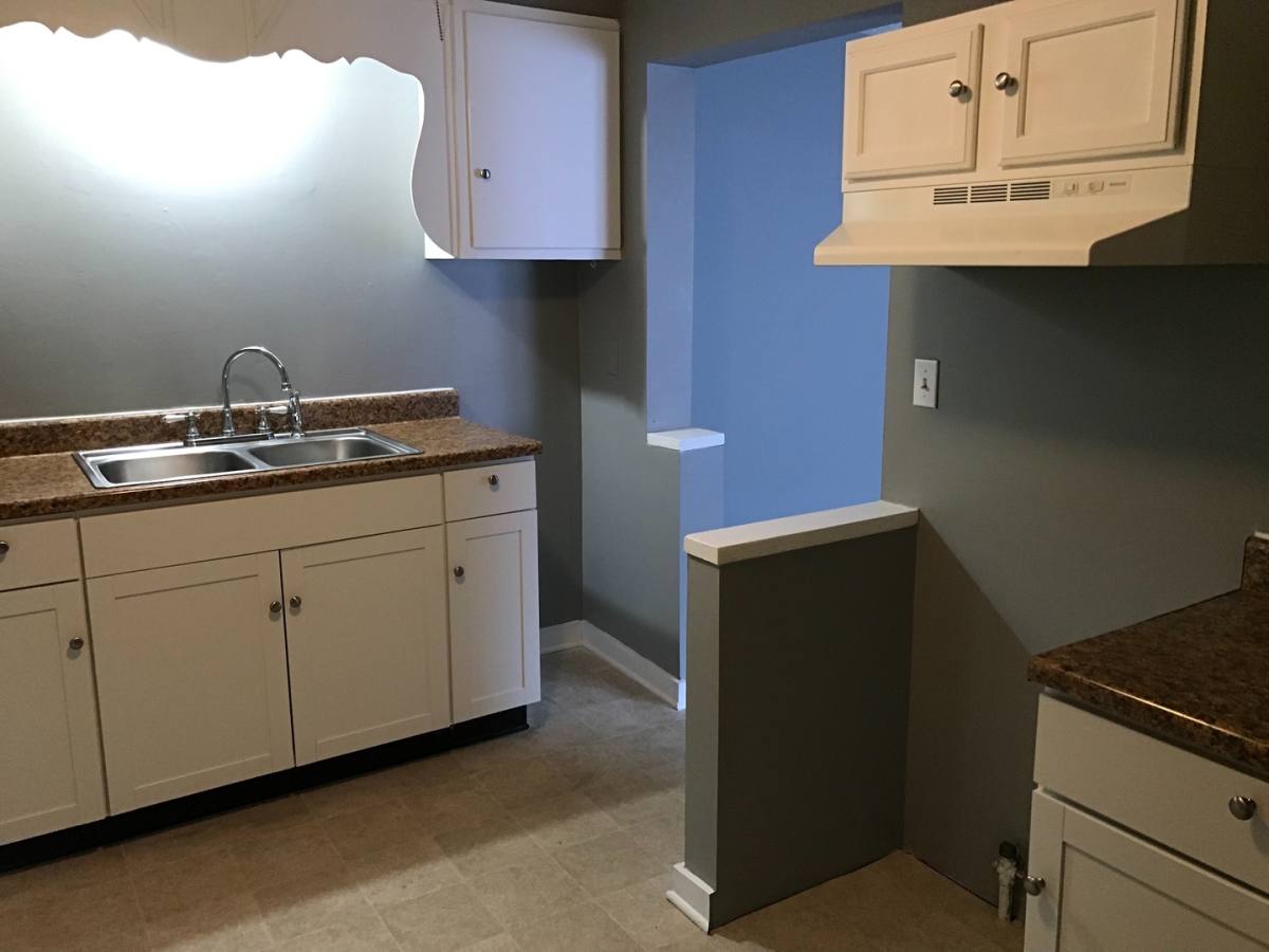 Apartment for rent at 910-12 Ewing, Indianapolis, IN 46201