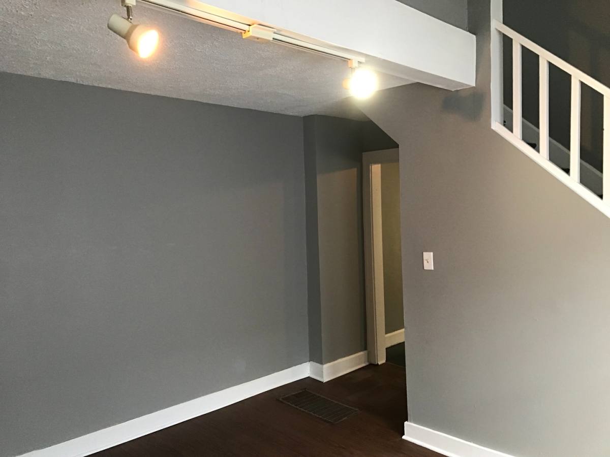 Apartment for rent at 910-12 Ewing, Indianapolis, IN 46201