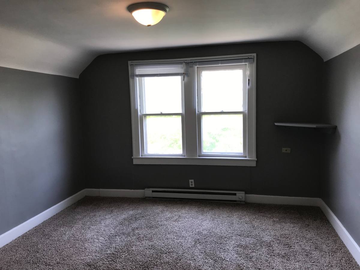 Apartment for rent at 910-12 Ewing, Indianapolis, IN 46201