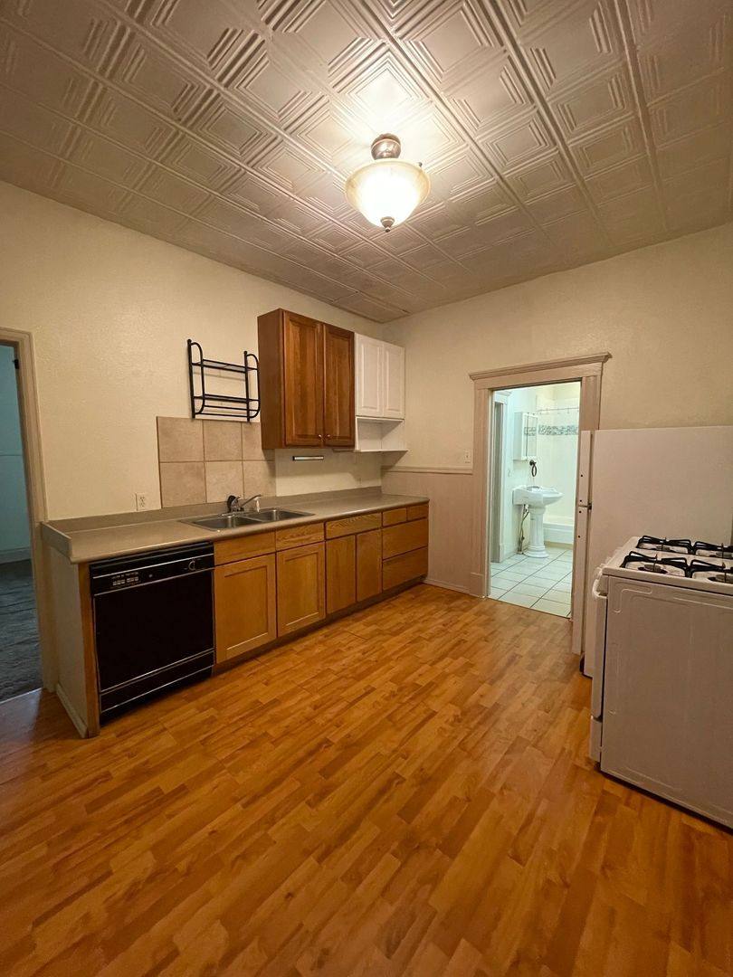 Apartment for rent at 207 Midway Ave #4, Pueblo, CO 81004