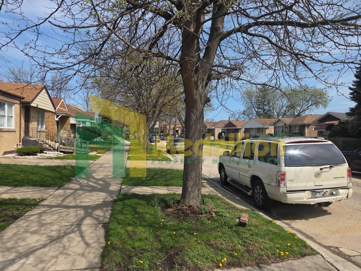 House for rent at 11004 S Eberhart Ave, Chicago, IL 60628