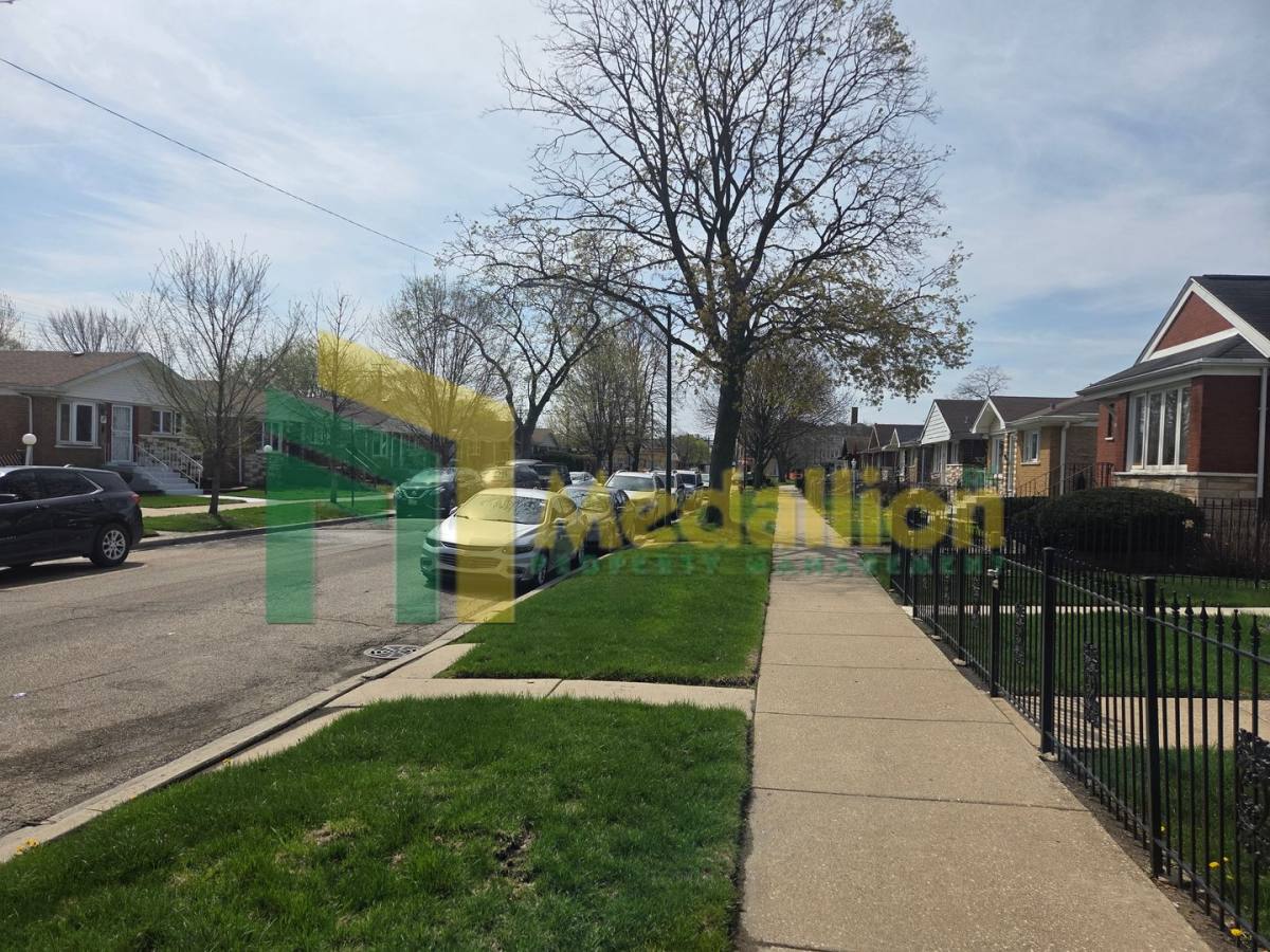 House for rent at 11004 S Eberhart Ave, Chicago, IL 60628