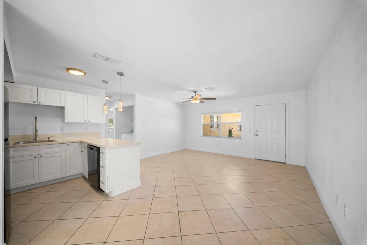 Apartment for rent at 13401-13407 Pine Needle Lane, Fort Myers, FL 33908