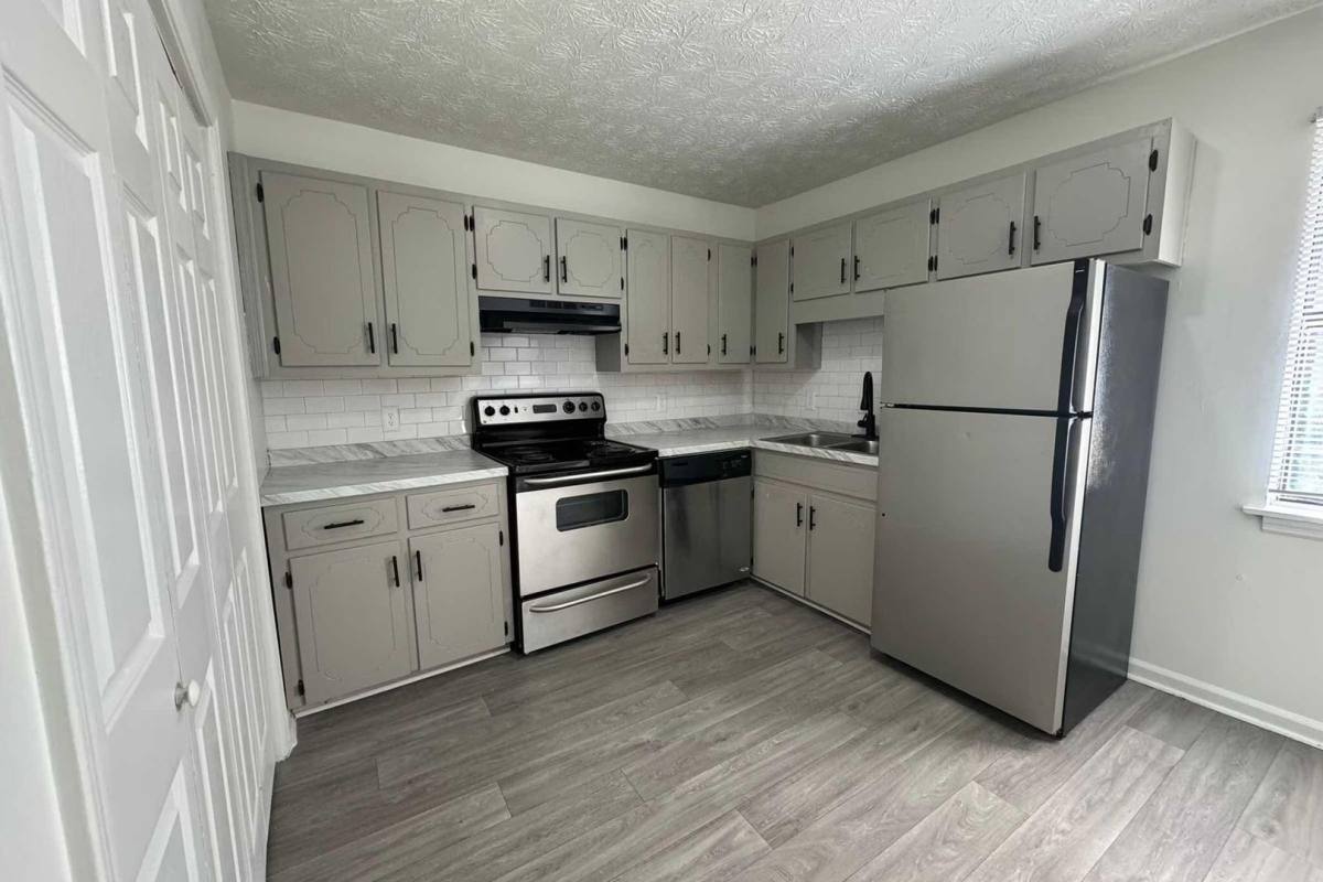 Apartment for rent at 240 Sycamore Dr, Athens, GA 30606