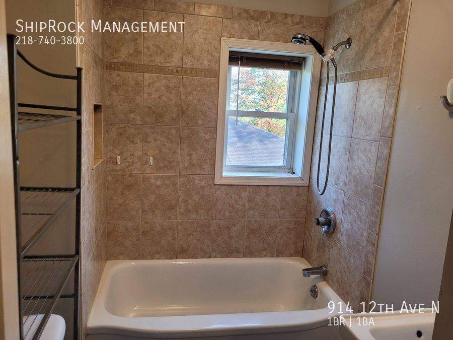 Apartment for rent at 914 12th Ave N, Saint Cloud, MN 56303