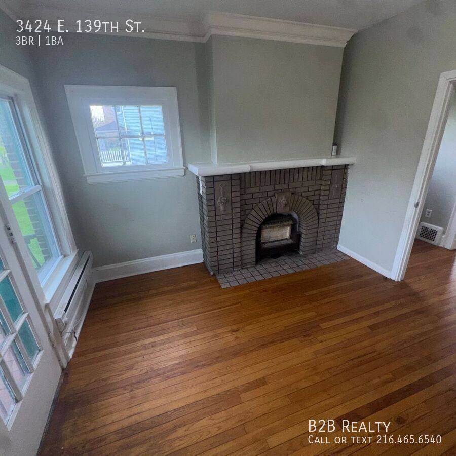 Apartment for rent at 3424 E 139th St, Cleveland, OH 44120