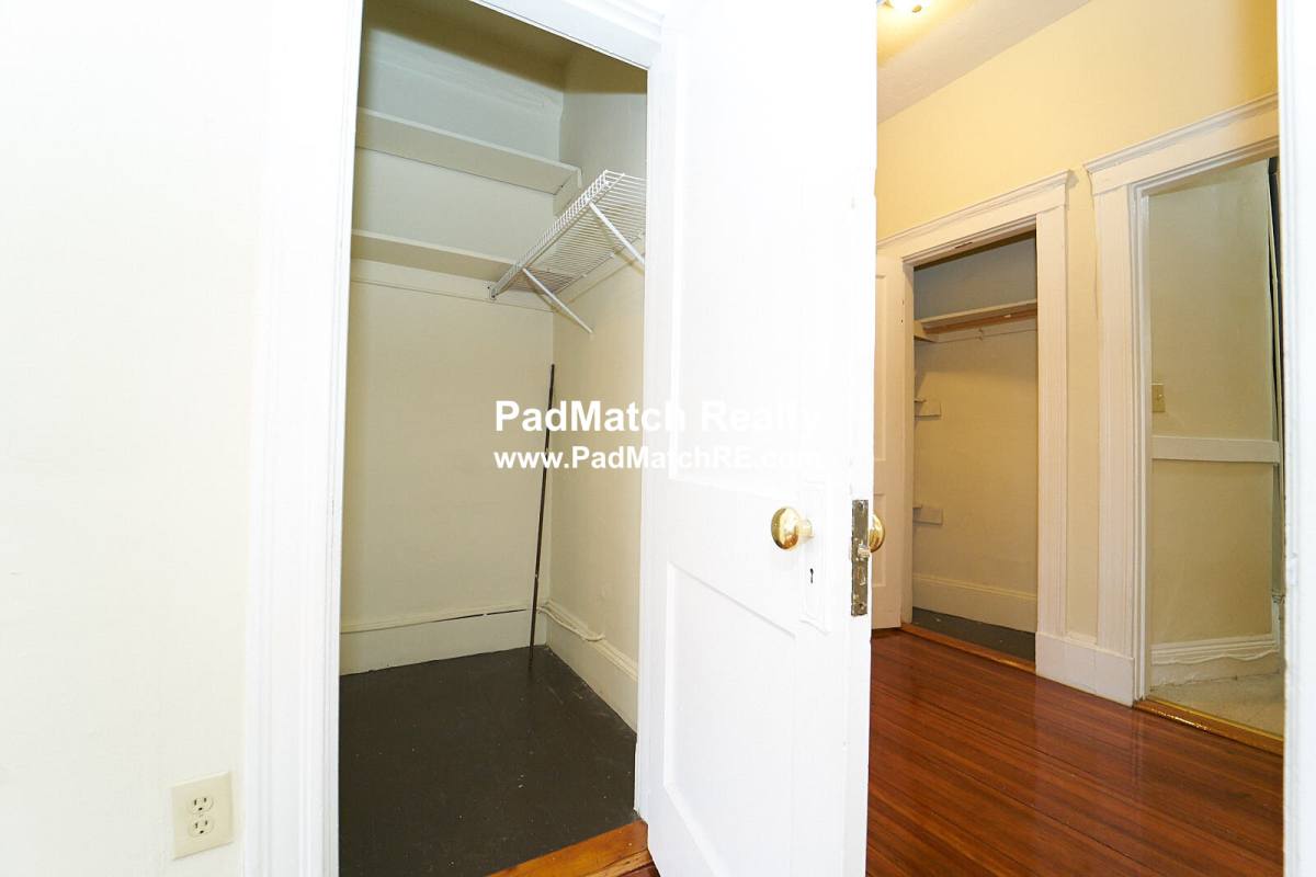 Apartment for rent at 165 Kelton St #1, Allston, MA 02134