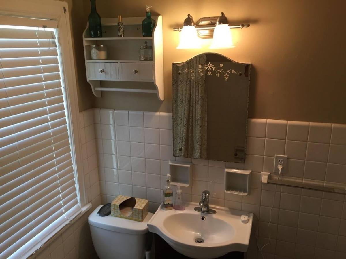 Apartment for rent at 6004 W Wells St, Milwaukee, WI 53213