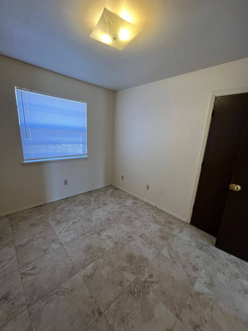Apartment for rent at 749 E University Ave, Las Cruces, NM 88001