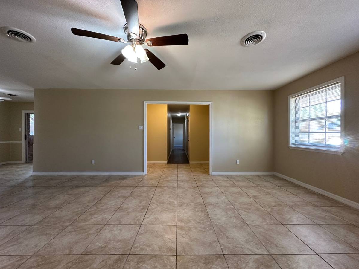 House for rent at 3201 92nd St, Fort Smith, AR 72903