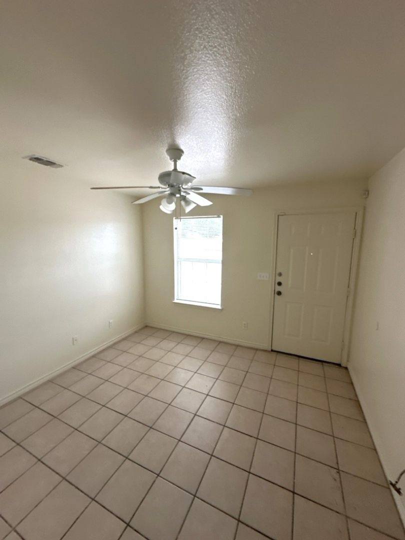 Apartment for rent at 507 N Gilmer St, Killeen, TX 76541