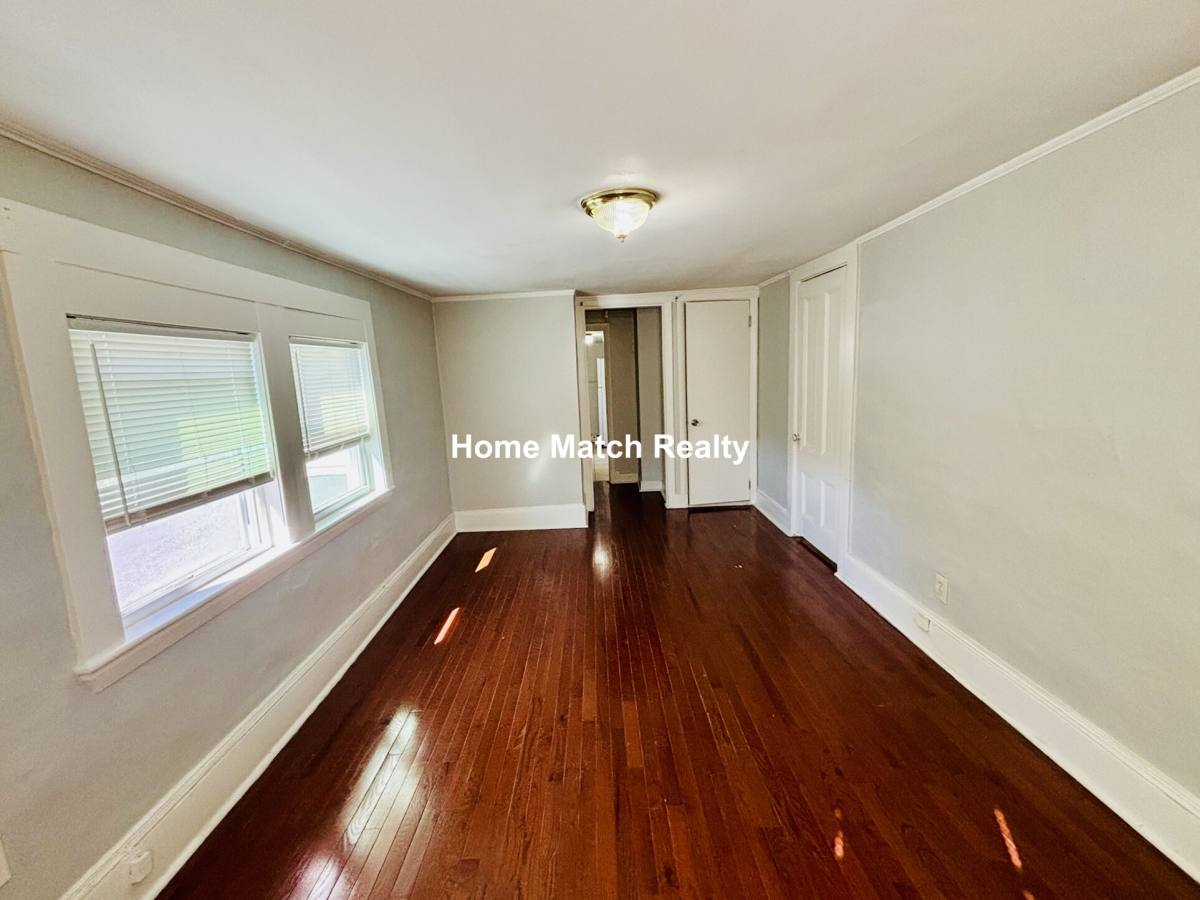 Apartment for rent at 59 Main St #2B, Stoneham, MA 02180