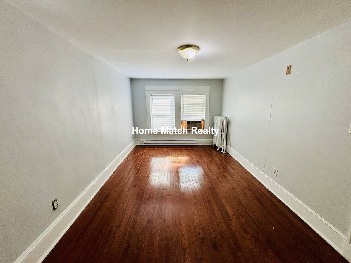 Apartment for rent at 59 Main St #2B, Stoneham, MA 02180