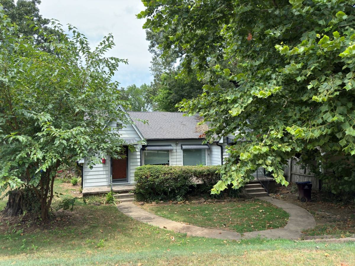 Apartment for rent at 2009 S Q St, Fort Smith, AR 72901