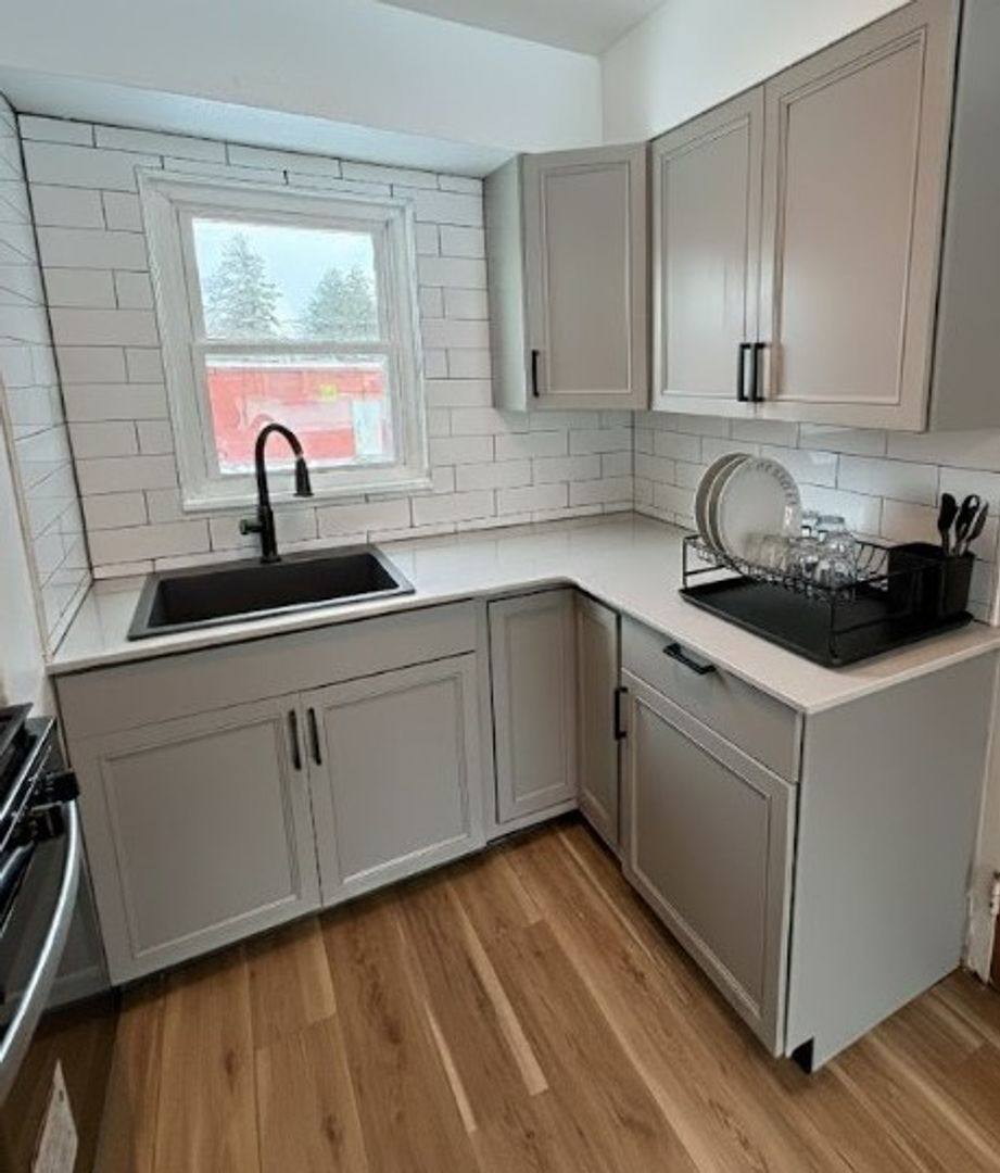 Apartment for rent at 248 - 254 Parkview Blvd, Waterloo, IA 50702
