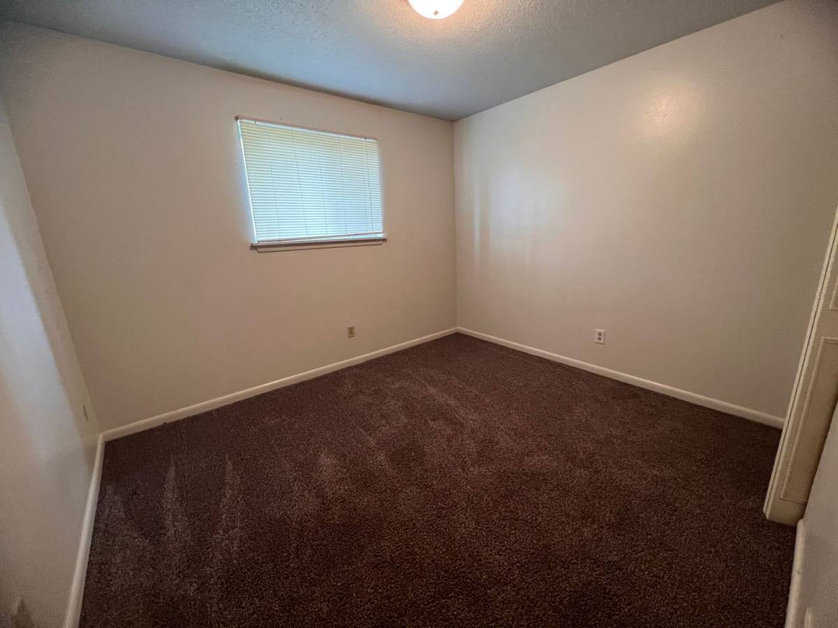 Apartment for rent at 3203 Spring Valley Lane, Cedar Falls, IA 50613