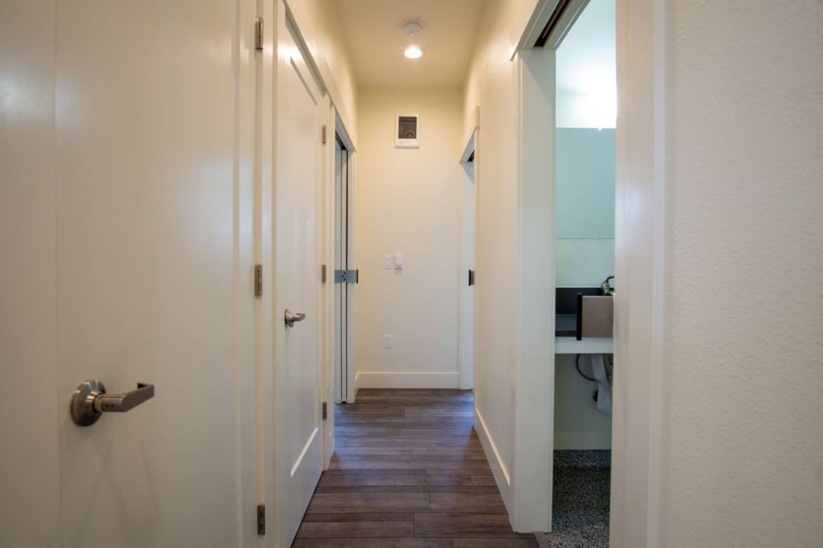 Apartment for rent at 8015 N Oswego Ave, Portland, OR 97203