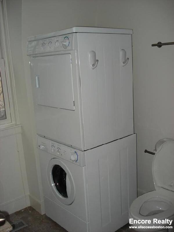 Apartment for rent at 110 Second St #RJ78, Cambridge, MA 02141