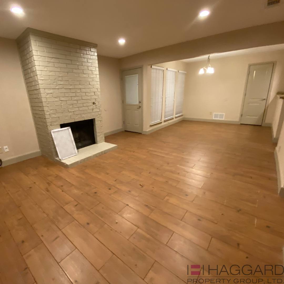 Townhouse for rent at 10151 Camelot, Frisco, TX 75035