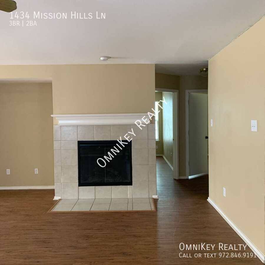House for rent at 1434 Mission Hills Lane, Dallas, TX 75217