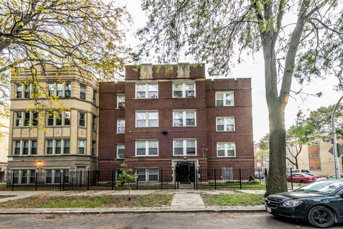 Apartment for rent at 836-42 E 82nd, Chicago, IL 60619