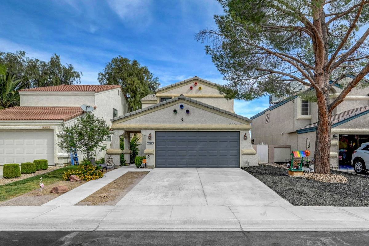 House for rent at 6644 Pepperidge Way, Las Vegas, NV 89108