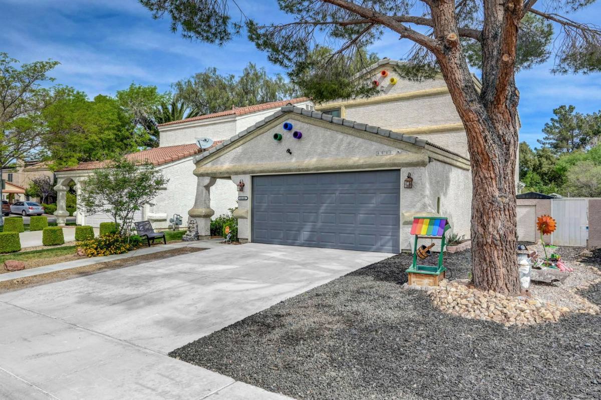House for rent at 6644 Pepperidge Way, Las Vegas, NV 89108