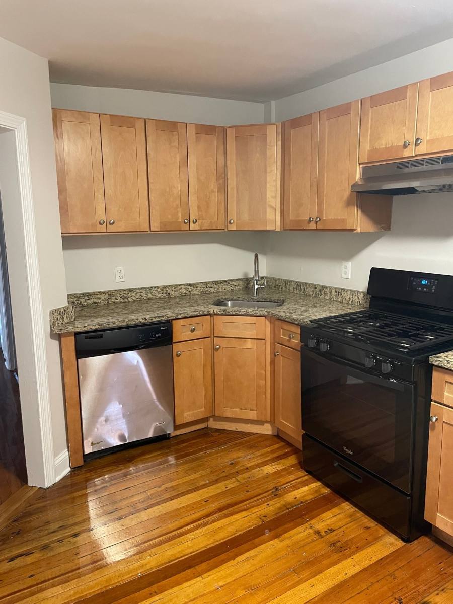 Apartment for rent at 184 Walnut Ave #3, Roxbury, MA 02119