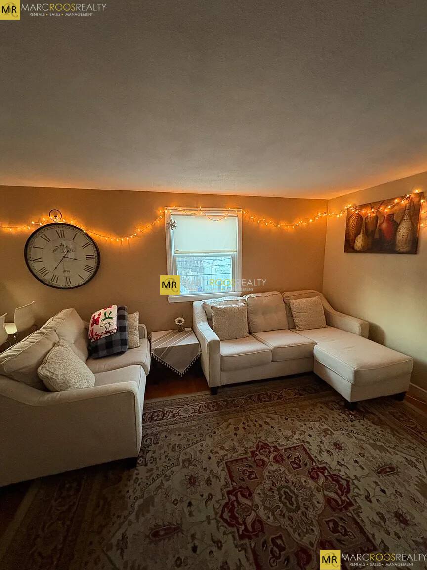 House for rent at 92 Sylvia St #2, Arlington, MA 02476