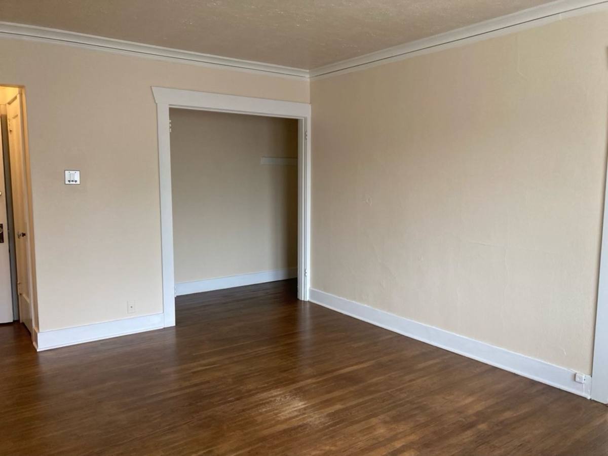 Apartment for rent at 8015 N Lombard St, Portland, OR 97203