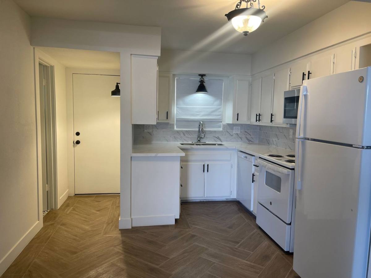 Apartment for rent at 119 Decatur St, Bakersfield, CA 93308