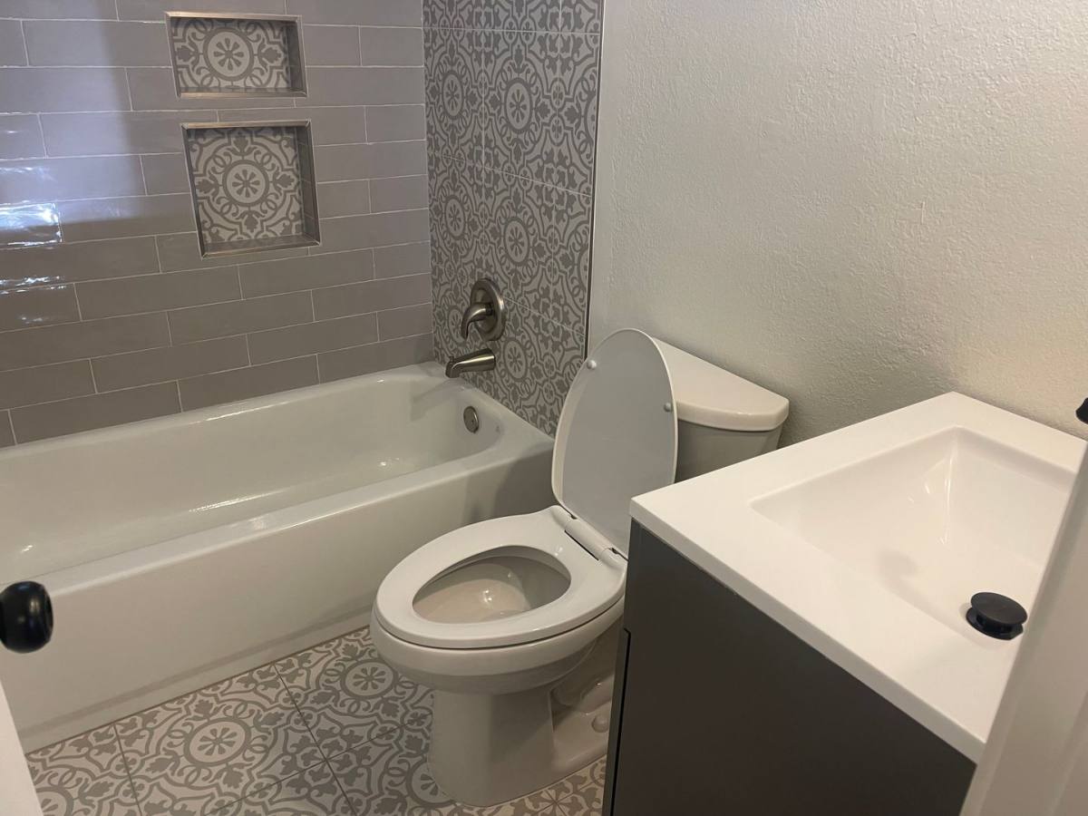 Apartment for rent at 119 Decatur St, Bakersfield, CA 93308