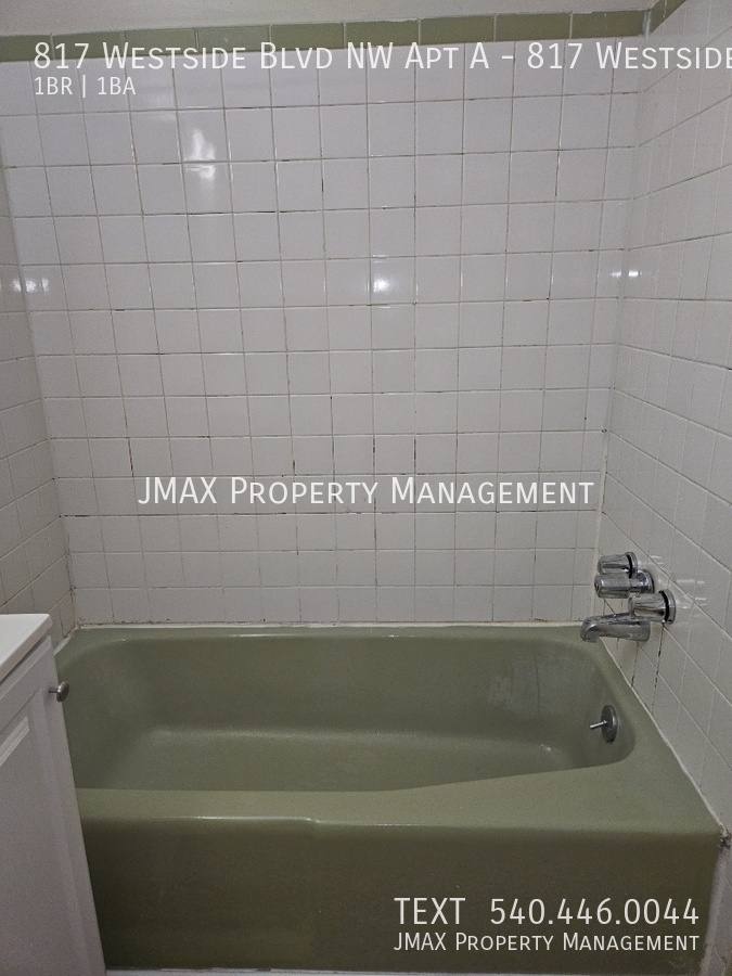 Apartment for rent at 817 Westside Blvd NW #A, Roanoke, VA 24017