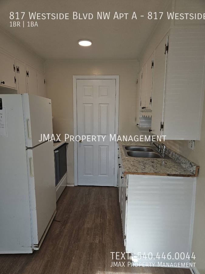 Apartment for rent at 817 Westside Blvd NW #A, Roanoke, VA 24017
