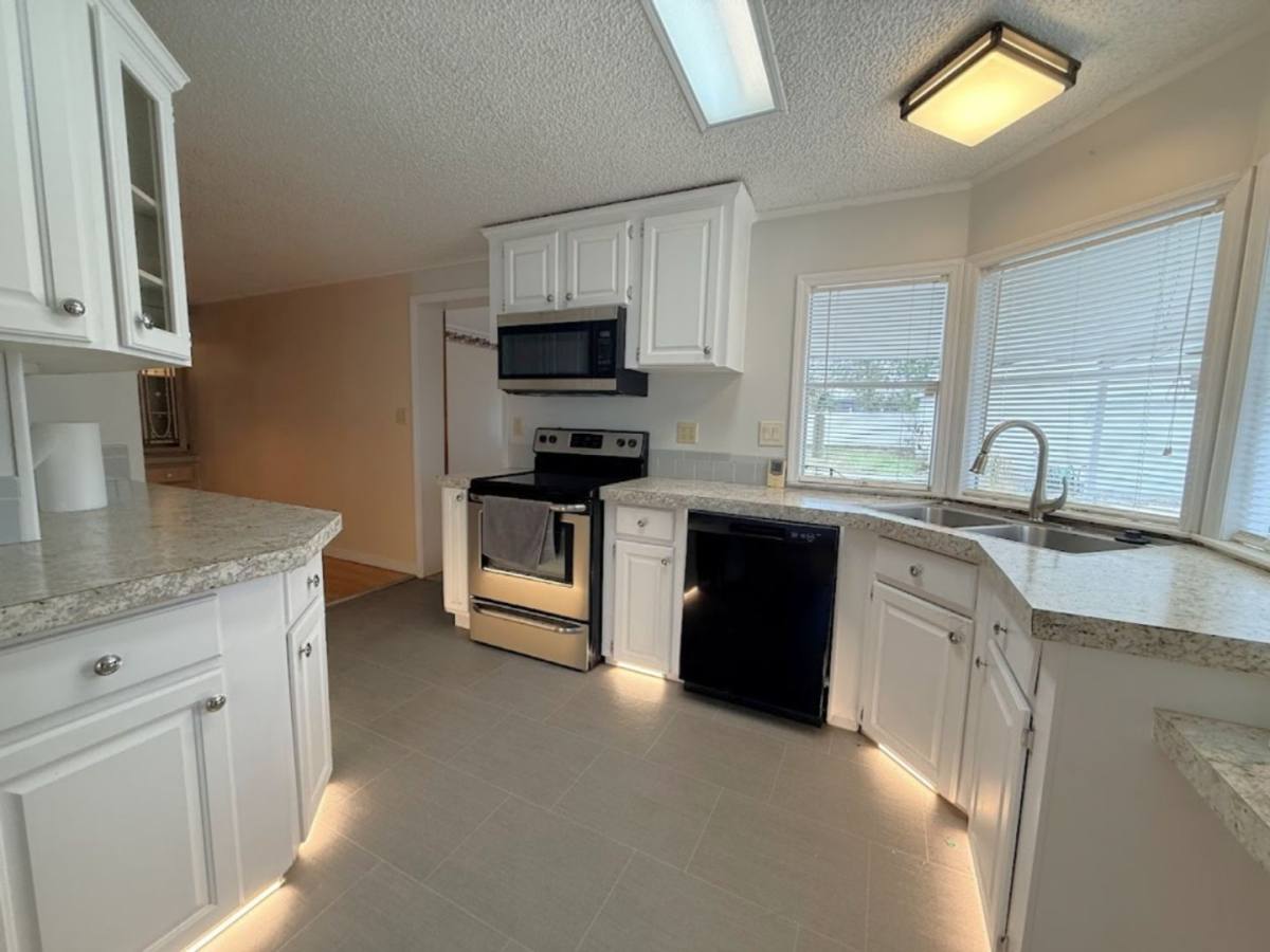 House for rent at 36832 Wilmington Rd, Fruitland Park, FL 34731