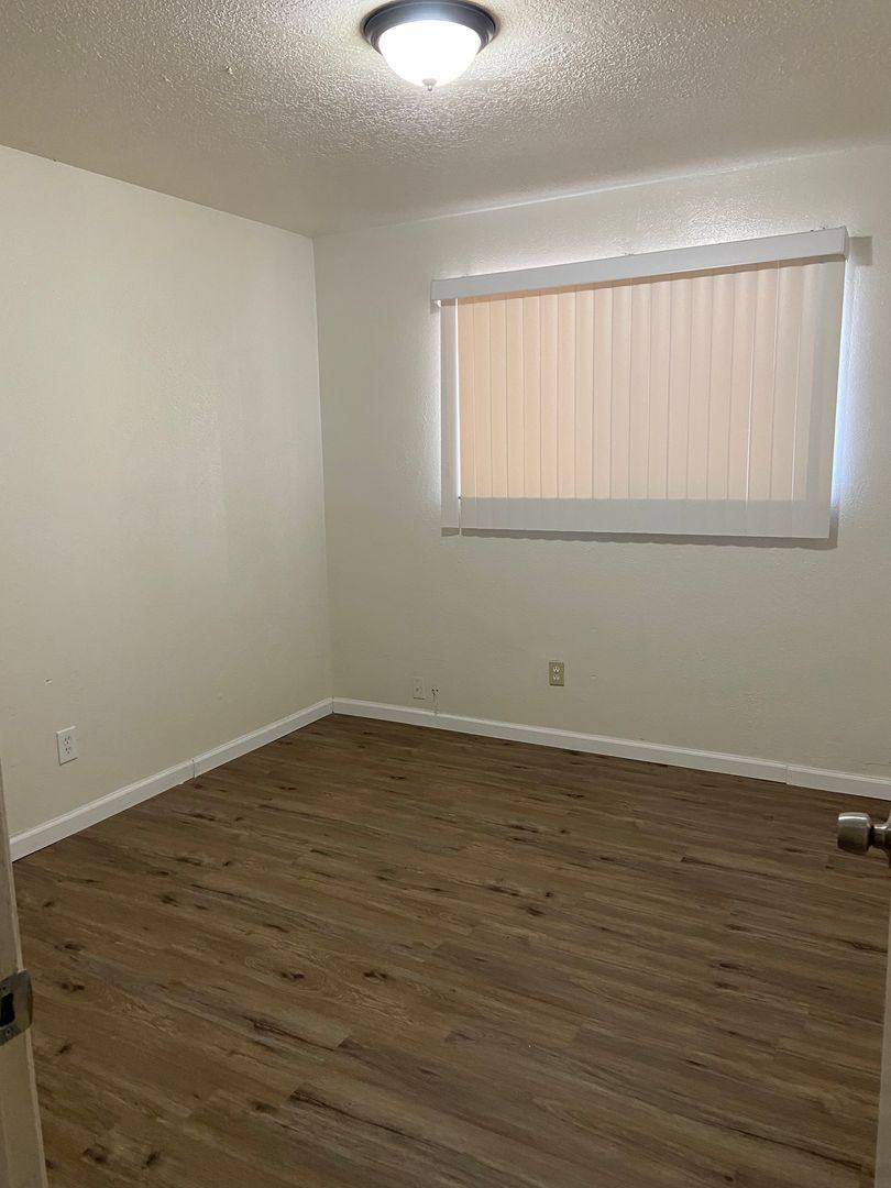 Apartment for rent at 127 Tennessee SE, Albuquerque, NM 87108