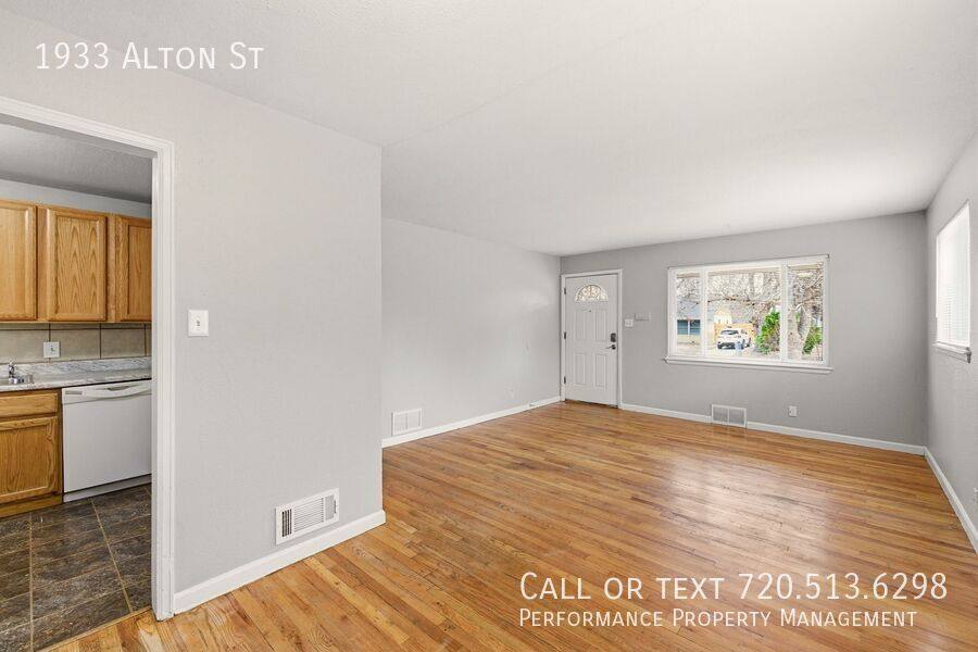 House for rent at 1933 Alton St, Aurora, CO 80010