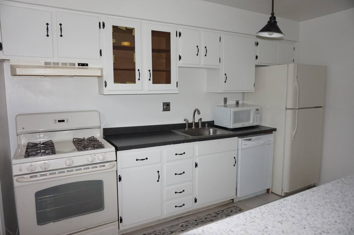 Townhouse for rent at 931 N Central Ave, Baltimore, MD 21202