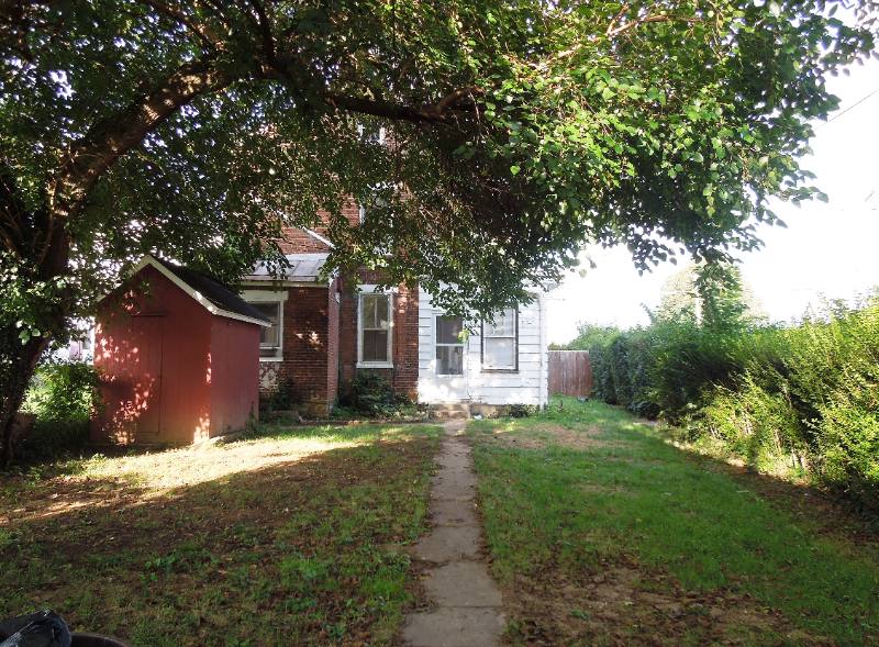 House for rent at 202 W Keller St, Mechanicsburg, PA 17055