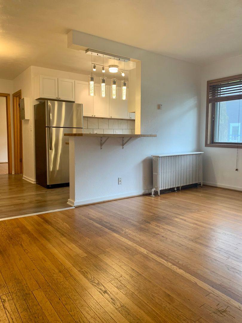 Apartment for rent at 2176 Dayton Ave, Saint Paul, MN 55104