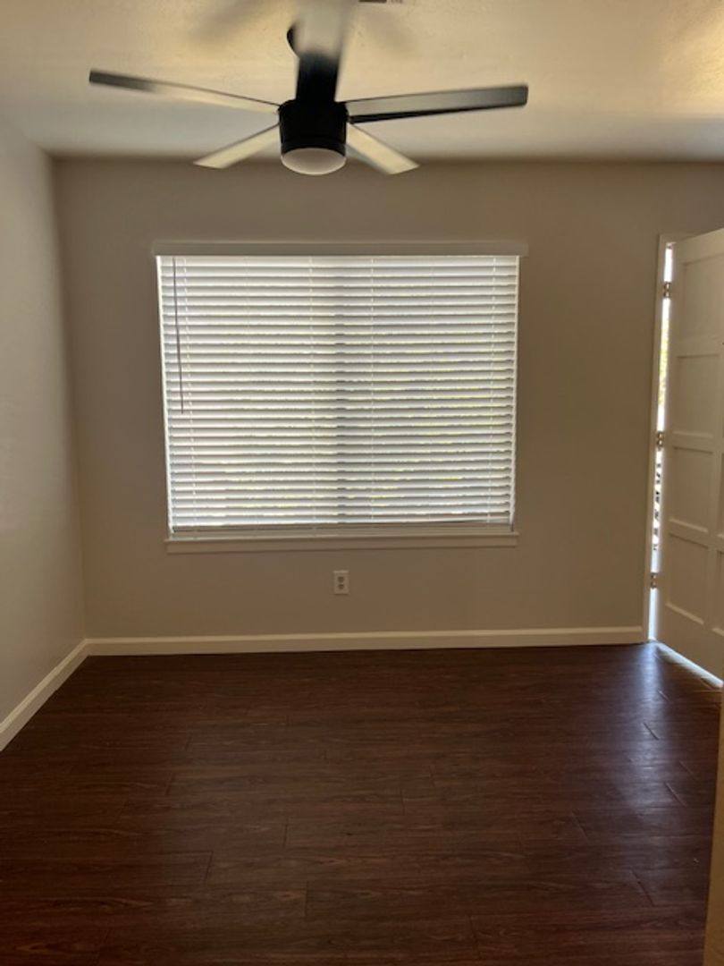 Apartment for rent at 7600 N Laurelglen Blvd, Units A-E, Bakersfield, CA 93309