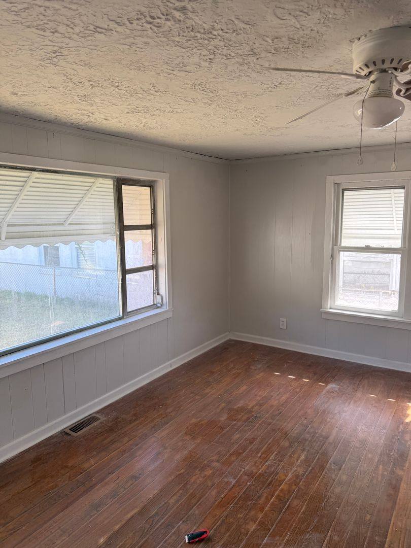 House for rent at 1307 Fisher St, Morehead City, NC 28557