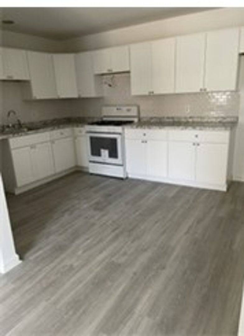 Apartment for rent at 3-15 Ridgedale Ave, Morristown, NJ 07960