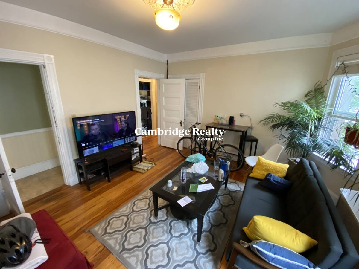 Apartment for rent at 12 Oswald St #2T, Roxbury Crossing, MA 02120