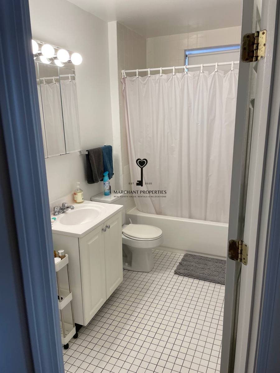 Apartment for rent at 19 Green St #4, Brookline, MA 02446