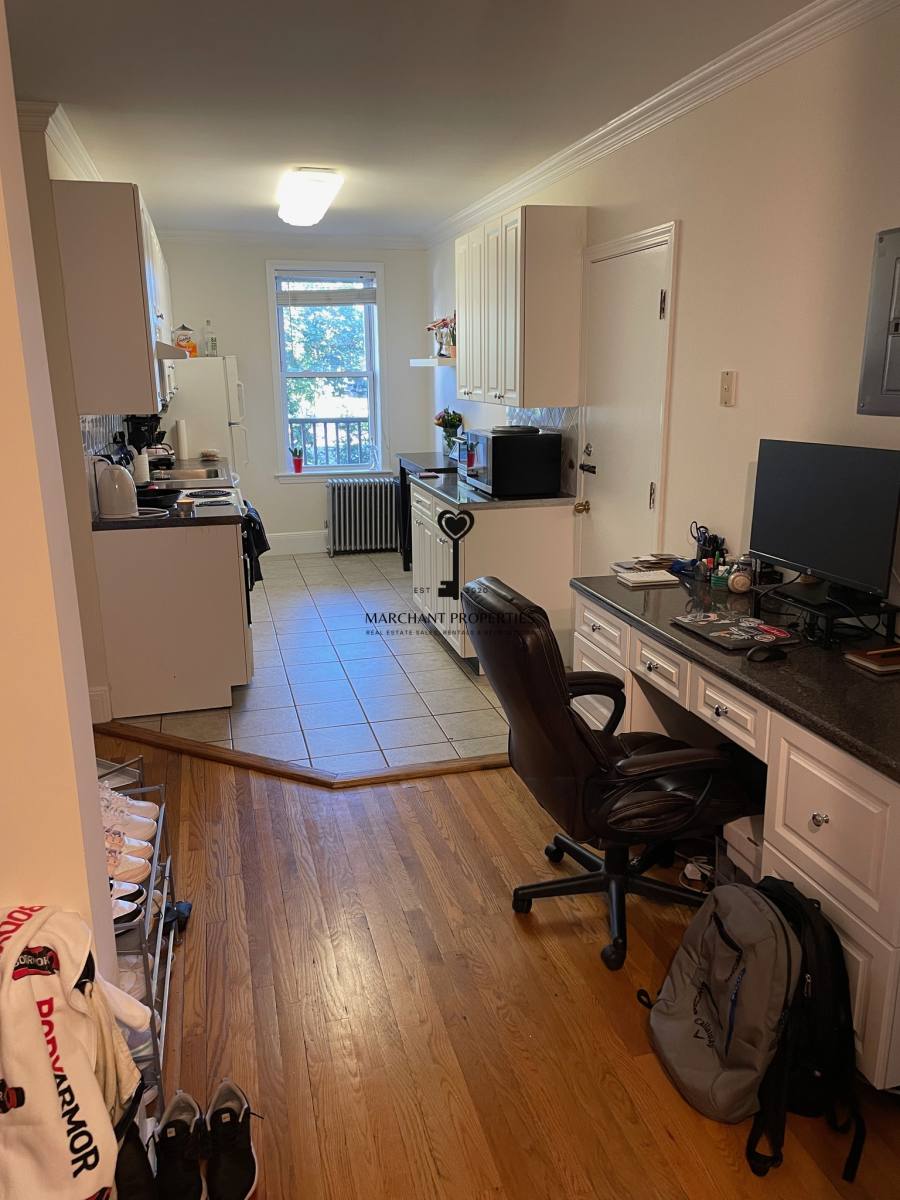 Apartment for rent at 19 Green St #4, Brookline, MA 02446