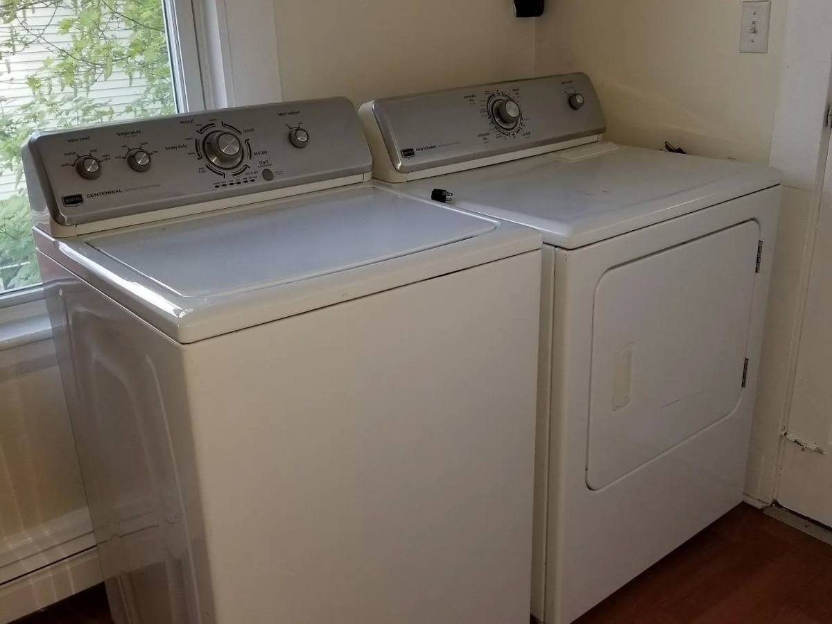 Apartment for rent at 72 Bedford St #2, Waltham, MA 02453